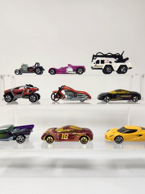 Lot of (9) Hot Wheels Diecast Cars 1998-2002 1/64 (g3) - Picture 1 of 11